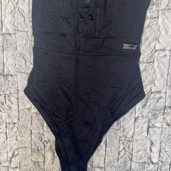 Gymshark Horizon Sport Swimsuit- black XS - Picture 4 of 9